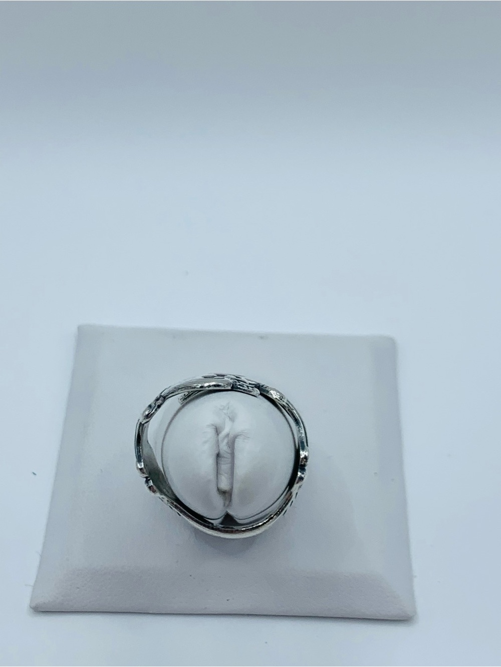 Vintage 1975 Avon Treasured Heart Sterling Silver Bypass Spoon Ring Size 7.25 - Picture 4 of 8